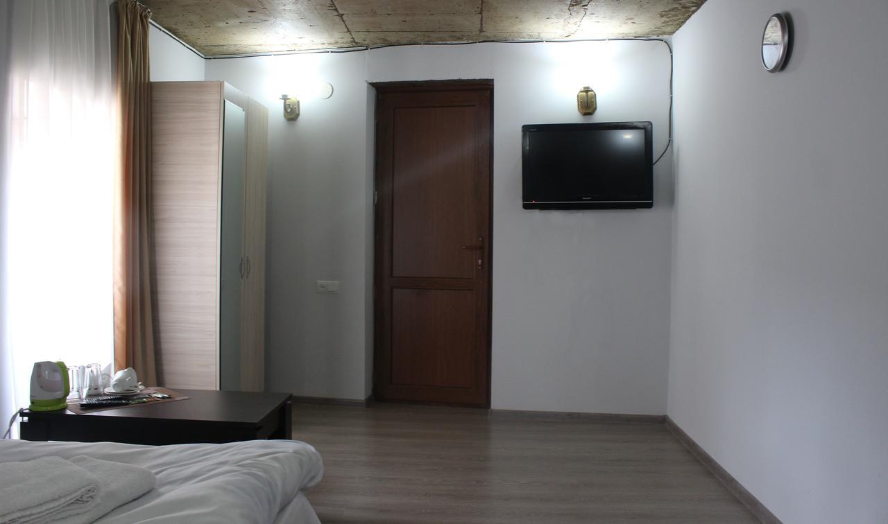 Hotel Vita Tbilisi Ngoại thất bức ảnh
