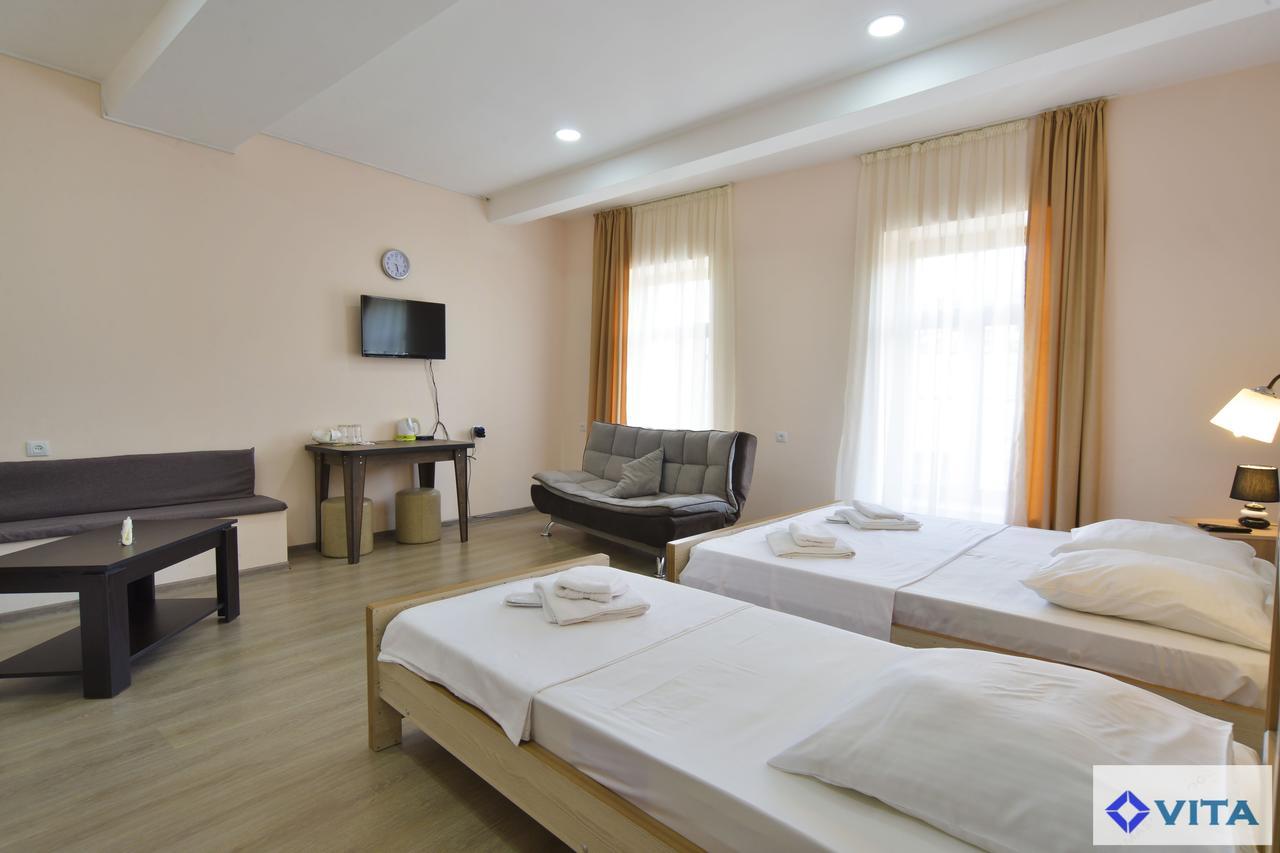 Hotel Vita Tbilisi Ngoại thất bức ảnh