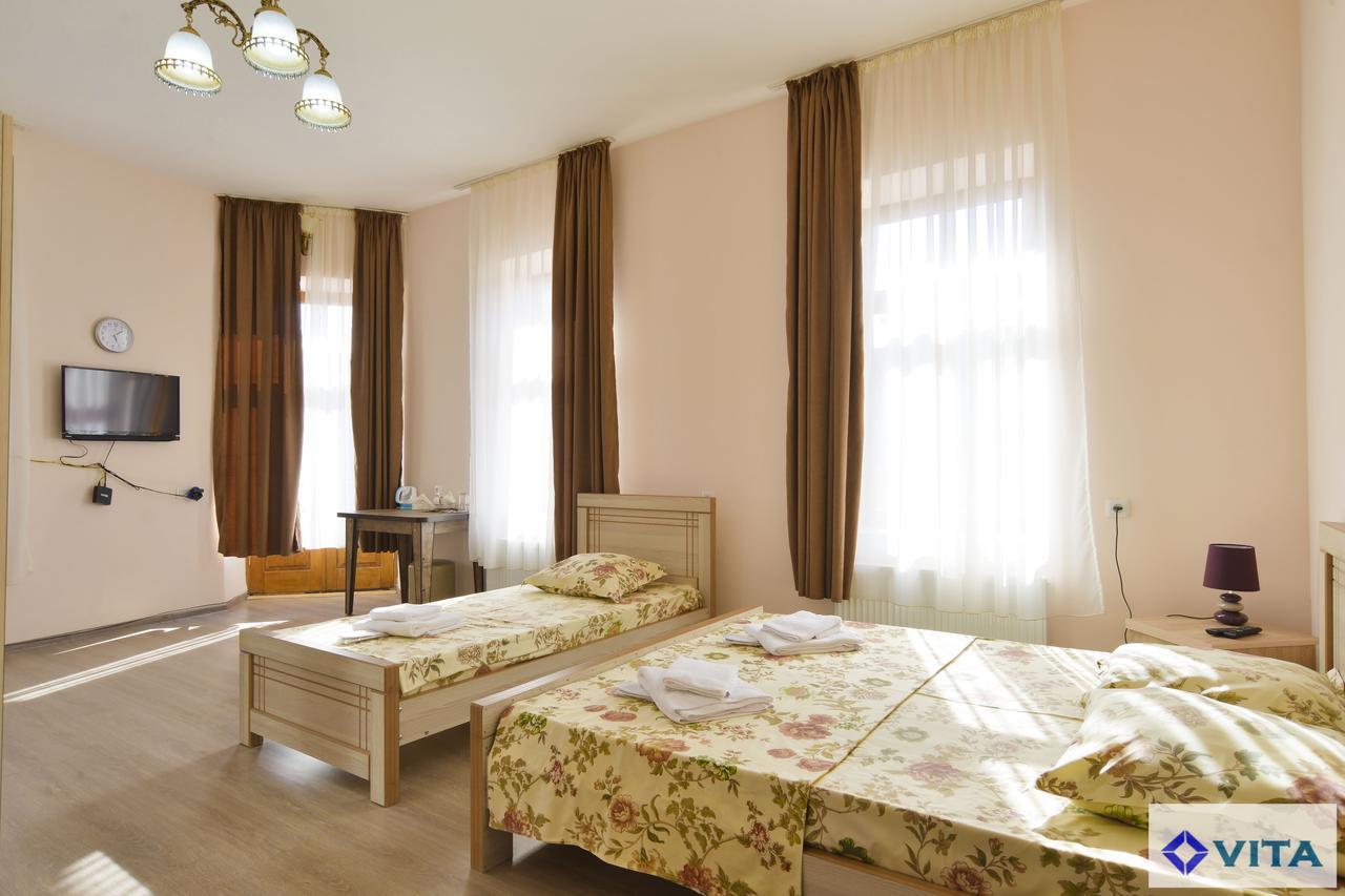 Hotel Vita Tbilisi Ngoại thất bức ảnh